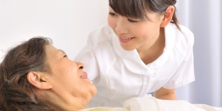 介護施設で働く看護師