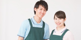 デイサービスなど介護施設で働く